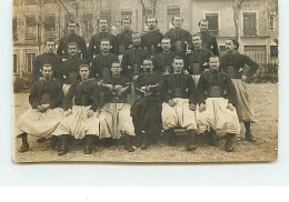 SATHONAY - Carte-photo - Groupe De Zouaves - A. Roure Photo. - Ohne Zuordnung