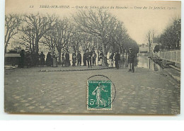 TRIEL-SUR-SEINE - Quai De Seine, Place Du Marché - Crue Du 31 Janvier 1910 - Triel Sur Seine