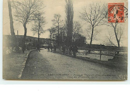 TRIEL-SUR-SEINE - Route De Verneuil - Pont Aux Chèvres - Crue Du 28 Janvier 1910 - Triel Sur Seine