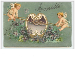 Carte Gaufrée - Amitié - Anges Faisant De La Balancelle - Angels