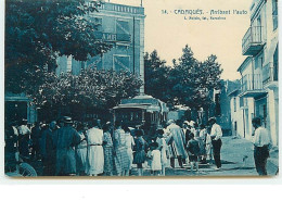 CADAQUES - Arribant L'Auto - Arrivé Autobus - Autres & Non Classés