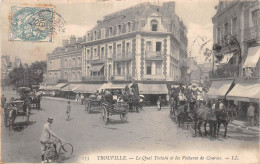 TROVILLE - Le Quai Totain Et Les Voitures De Courses - Diligence - Trouville