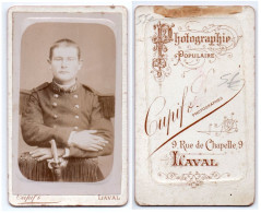 (Photo Carte De Visite) 550, Portrait Militaire,101e RI Régiment D'Infanterie, Photo Gupifé à Laval - Guerre, Militaire