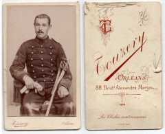 (Photo Carte De Visite) 513, Portrait Militaire, 32e RA Régiment D'Artillerie, Photo Touzery à Orléans - War, Military