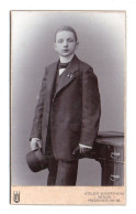 (Photo Carte De Visite) 389, Portrait D'un Jeune Garçon Nommé Willy Bechly, Atelier W Wertheim à Berlin - Anonieme Personen