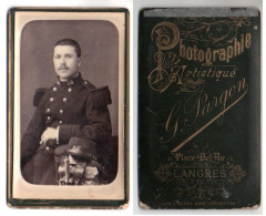 (Photo Carte De Visite) 348, Portrait Militaire, 56e RI Régiment D'Infanterie, Photo G Pargon à Langres - Guerra, Militari