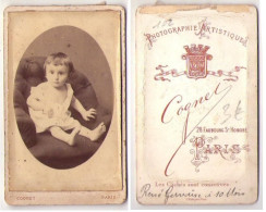 (Photo Carte De Visite) 102, Photo De Bébé Par Cognet - 28 Faubourg St Honoré à Paris - Personnes Anonymes