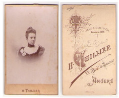 (Photo Carte De Visite) 096, Portrait De Femme Par H Thillier à Angers - Personnes Anonymes