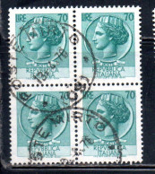 ITALIA REPUBBLICA ITALY REPUBLIC 1968 - 1976 SIRACUSANA TURRITA STELLE STARS LIRE 70 QUARTINA USATA BLOCK USED OBLITERE' - 1961-70: Usados