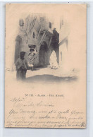 ALGER - Rue Arabe - Porteuse - VOIR SCANS POUR L'ÉTAT - Ed. Vollenweider 111 - Algerien