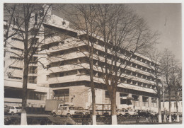 Romania - Prahova Sinaia - Hotel Restaurant Montana Volkswagen Beetle Car Auto Voitures Wagen Parking - Rumania