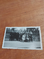 565 //  PHOTO ANCIENNE /  6 X 11 CMS / FAMILLE - Personnes Anonymes