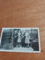 565 //  PHOTO ANCIENNE /  6 X 11 CMS / FAMILLE - Personnes Anonymes