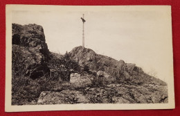 CPA - Montmelard -(S.-&-L.) - La Croix Au Sommet De La Montagne De St Cyr - Autres & Non Classés