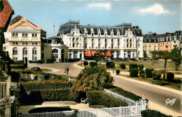 14* CABOURG  Casino Et Grand Hotel (CPSM 9x14cm)      RL21,1431 - Cabourg