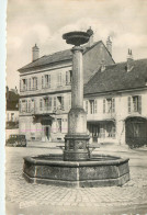 70* LURE   Place De La Poste (CPSM Format 9x14cm)        RL43,0087 - Lure