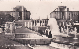 PARIS 16°  --1959 -- Trocadéro Fontains .....timbre ...beau  Cachet  Marine Nationale  Du 5-11-1959 - Distretto: 16