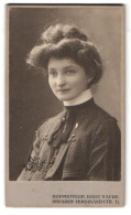 Fotografie Hahn Nachf., Dresden, Ferdinandstrasse 11, Portrait Junge Dame Mit Hochsteckfrisur  - Anonymous Persons