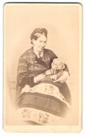 Fotografie H. Geyh, Olbernhau, Portrait Bürgerliche Dame Mit Baby Auf Dem Schoss  - Anonymous Persons