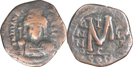 BYZANCE - Follis - MAURICE TIBERE - 590 AD - 20-076 - Byzantine