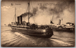 OSTENDE - La Malle "Princesse Elisabeth" - Paddle Steamer In Background - Oostende