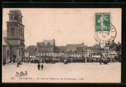 CPA Le Portel, La Place De L'Église Un Jour De Procession  - Le Portel