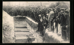 CPA Courrieres, Catastrophe Des Mines, Benediction De La Fosse Commune  - Autres & Non Classés