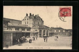 CPA Dijon, Gare Dijon-Ville, Stadt-La Gare Avec La Place  - Dijon