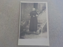 CPA -  AU PLUS RAPIDE - CARTE PHOTO -   FEMME D AUTREFOIS  - MODE D ANTAN - NON VOYAGEE - Photographie