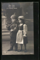 AK Muss I Denn Zum Städt`le Hinaus, Kleiner Soldat Mit Pickelhaube Und Mädchen, Kinder Kriegspropaganda  - Guerre 1914-18