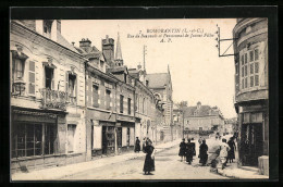 CPA Romorantin, Rue De Beauvais Et Pensionnat De Jeunes Filles  - Romorantin