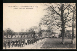 CPA Lamotte-Beuvron, Le Défilé, Départ Pour La Promenade  - Lamotte Beuvron