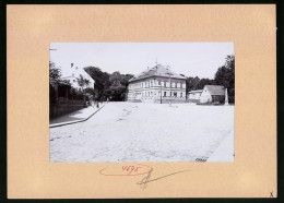 Fotografie Brück & Sohn Meissen, Ansicht Pulsnitz, Wettinplatz Mit Schützenhaus, Nebengebäude Und Denkmal  - Lieux