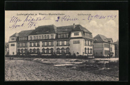 AK Ludwigshafen-Mundenheim, Gebäude Der Schillerschule Hinter Einem Acker  - Ludwigshafen