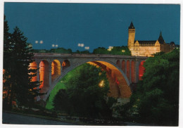 AK 213105 LUXEMBOURG - Luxembourg - Pont Adolphe Et Caisse D'Epargne - Luxemburgo - Ciudad