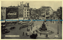 R627592 London. Piccadilly Circus. J. Salmon - Other & Unclassified