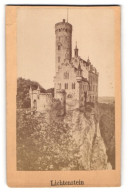 Fotografie Unbekannter Fotograf, Ansicht Honau, Blick Auf Das Schloss Lichtenstein  - Orte