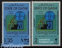 Qatar 1980 20 Years OPEC 2v, Mint NH - Qatar