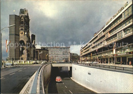 72125905 Berlin Budapester Strasse Mit Tunnel Und Gedaechtniskirche Berlin - Otros & Sin Clasificación