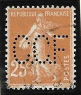 1 04	18	06	N°	235	Perforé	-	CCF 64	-	CREDIT COMMERCIAL DE FRANCE - Used Stamps