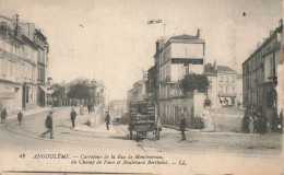 ANGOULEME : CARREFOUR DE LA RUE DE MONTMOREAU - Angouleme