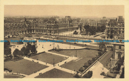 R628620 Paris En Flanant. Perspective Sur La Place Du Carrousel Et Le Louvre. Yv - World