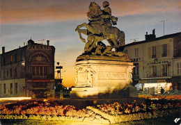 16 - Cognac - La Statue équestre De François 1er, Vue De Nuit - Cognac