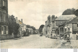 BALAN  RUE NATIONALE POMPE A ESSENCE ET VIEILLES AUTOS - Autres & Non Classés