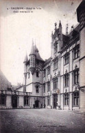 49 - Maine Et Loire -  SAUMUR - Cour Interieure De L'hotel De Ville - Saumur