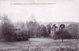 49 - Maine Et Loire -  MAZIERES En MAUGES - Un Coin De Paysage Et Pont Du Chemin De Fer - Autres & Non Classés