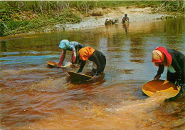 Malaisie - Ipoh-Perak - A Dulang Washer - Malaysia - CPM - Voir Scans Recto-Verso - Maleisië