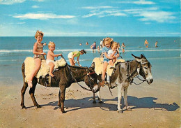 Enfants - Image - Groupes D'enfants - Ballade à Dos D'anes - Scènes De Plage - CPM - Voir Scans Recto-Verso - Children And Family Groups