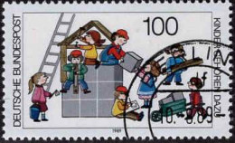 RFA Poste Obl Yv:1267 Mi:1435 Kinder Gehören Dazu (TB Cachet à Date) Berlin 10-8-89 - Used Stamps