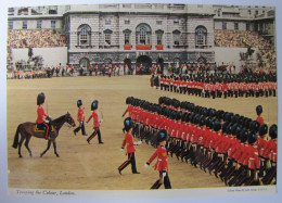 ROYAUME-UNI - ANGLETERRE - LONDON - Trooping The Colour - Buckingham Palace